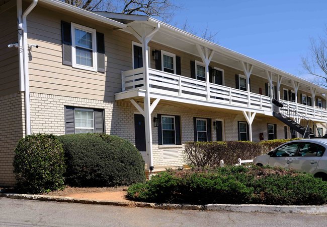 exterior view at Joeyville Commons